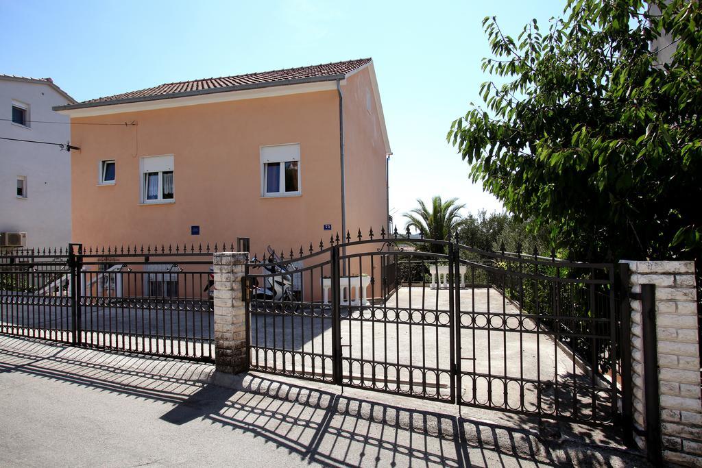 Apartments Jasmin Trogir Ngoại thất bức ảnh