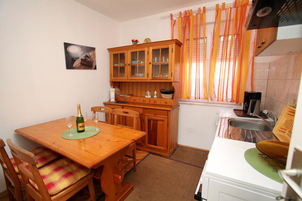 Apartments Jasmin Trogir Ngoại thất bức ảnh