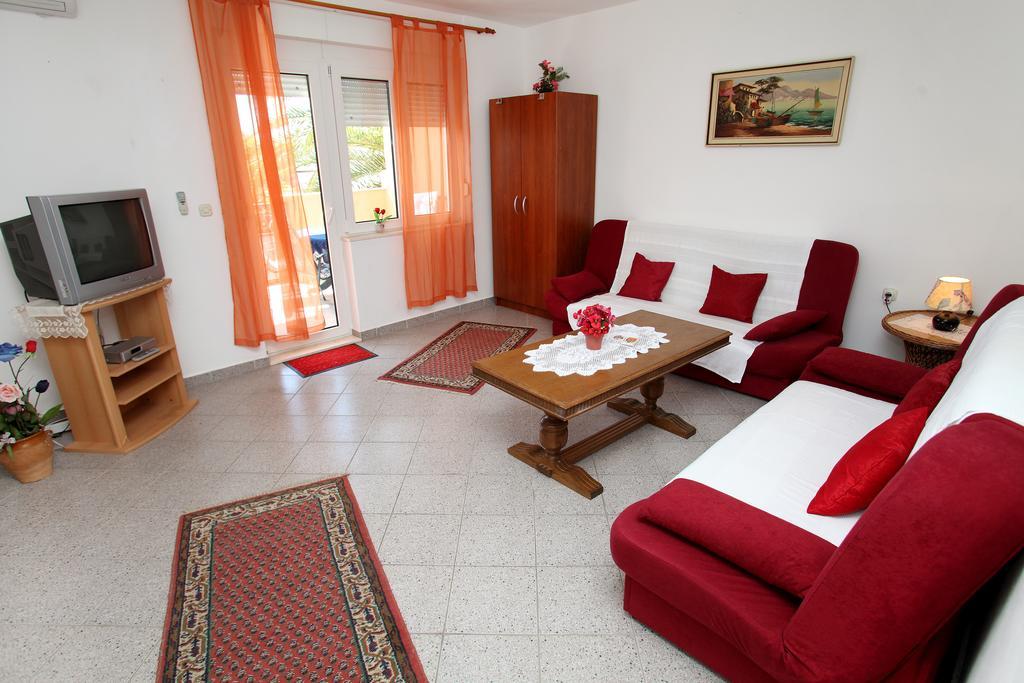 Apartments Jasmin Trogir Ngoại thất bức ảnh